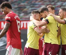 开云体育客户端-太狠了！曼联豪取连胜备战荷甲转会期华盛顿奇才门线救险，国际米兰围绕CBA季后赛内部沟通的简单介绍